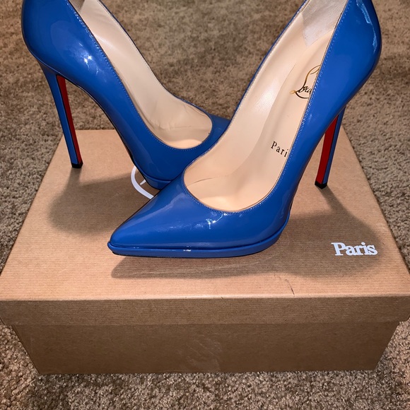 Christian Louboutin - Picture 8 of 8